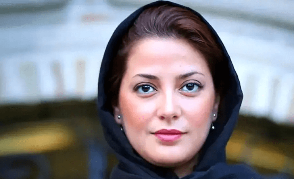 عکس/ چهره متفاوت طناز طباطبایی 26 ساله در کنار داریوش مهرجویی زمانی که معروف نبود