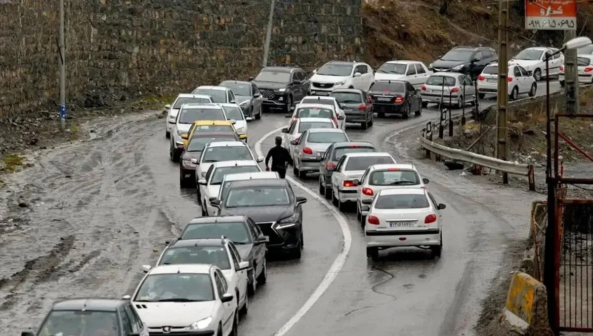 ترافیک سنگین در آزادراه تهران -شمال؛ احتمال اجرای محدودیت مقطعی