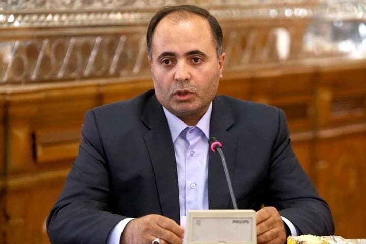 نوری: واردات کالاهای اساسی بدون محدودیت انجام میشود