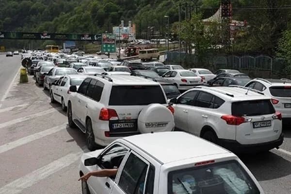 ترافیک ۸ کیلومتری در آزاد راه تهران - شمال