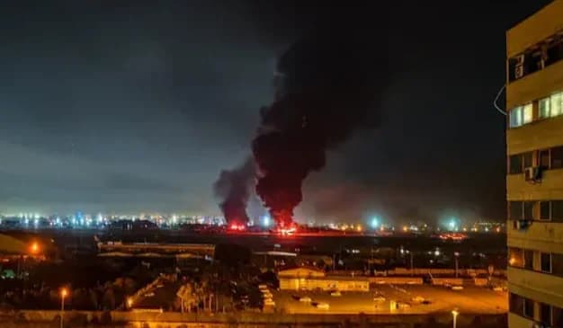 مشاهده یک پدیده عجیب در آسمان تهران و کرج