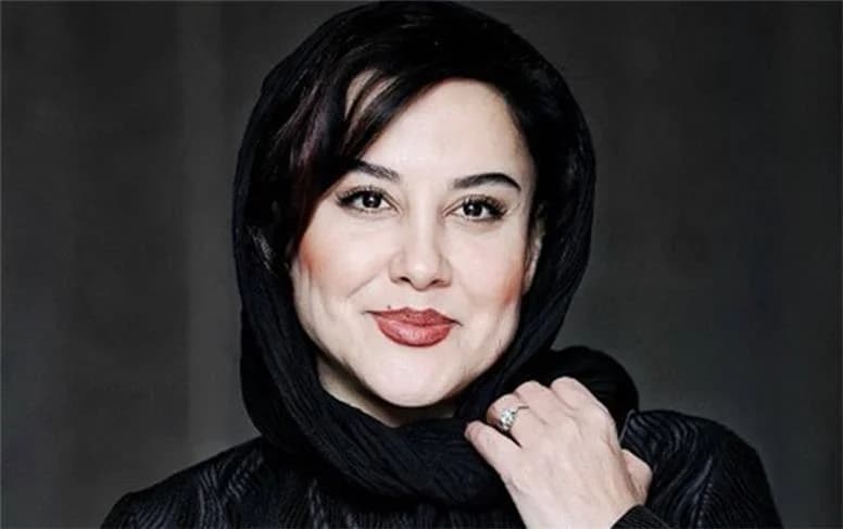 نگاهی به چیدمان دفترِ کار «آشا محرابی»