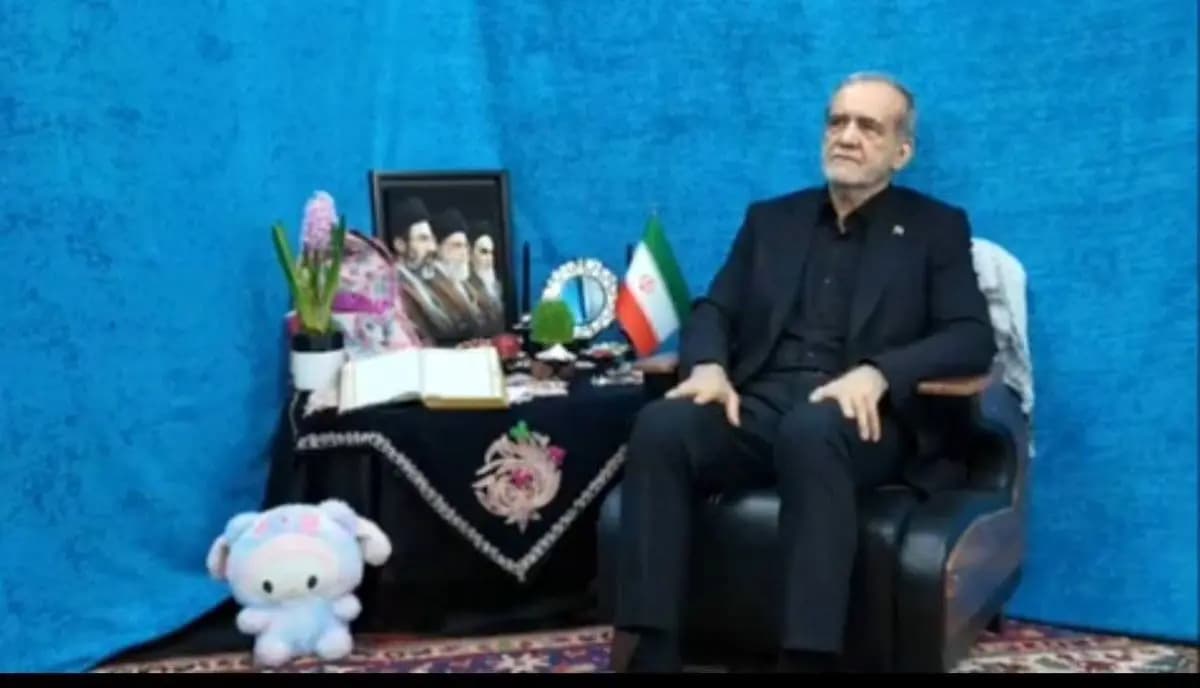 یادگار کودکان شهید میناب در کنار پزشکیان