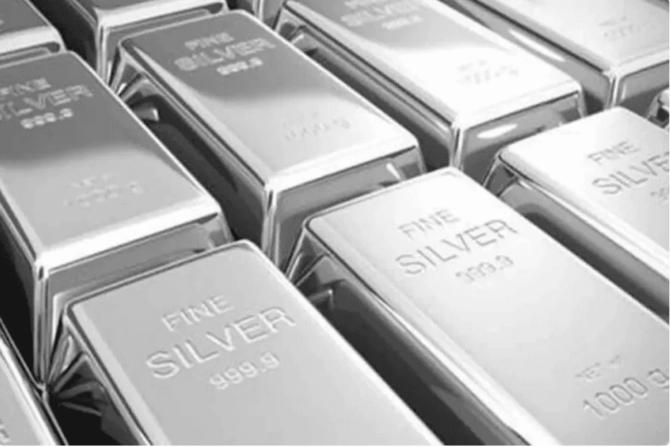 قیمت جهانی نقره امروز سه شنبه 7 بهمن 1404