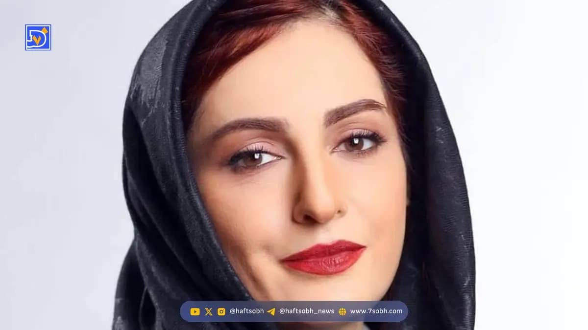 چیدمان منزل شقایق دهقان با تم ایرانی و کلاسیک / ساعت قدیمی که آدم رو میبره به دهه 60