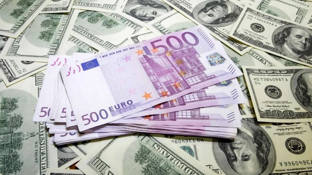 آخرین قیمت دلار و یورو امروز شنبه 2 خرداد 1405 / ریزش ها شدید شد + جدول