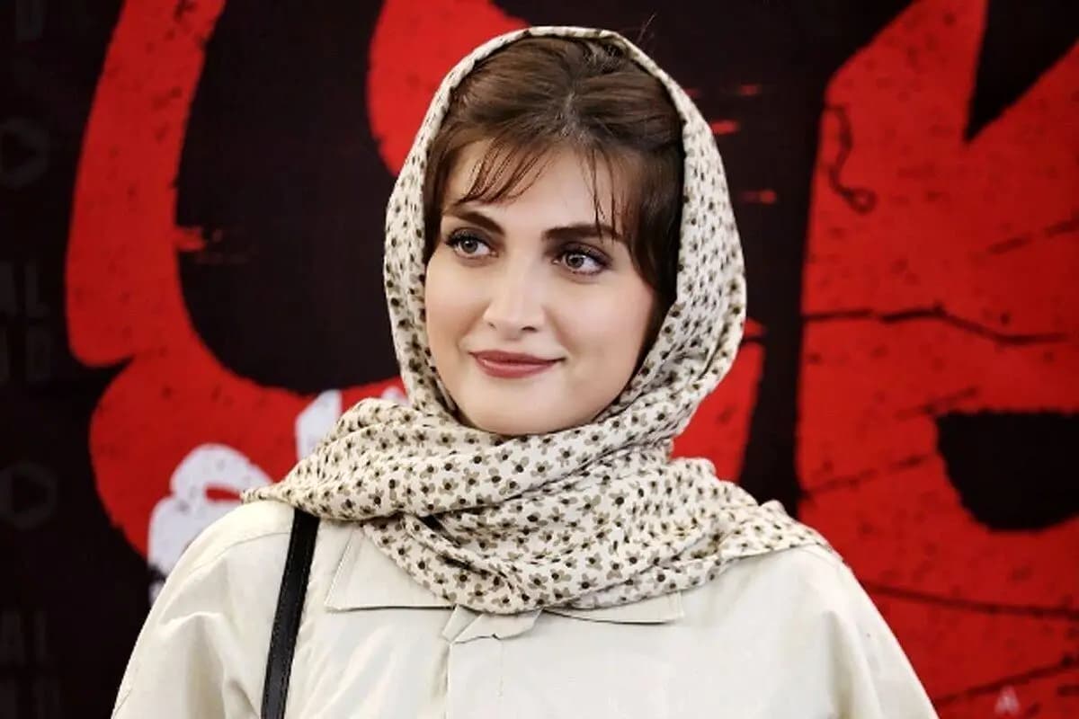 بیوگرافی، حواشی و زندگی خصوصی الناز ملک