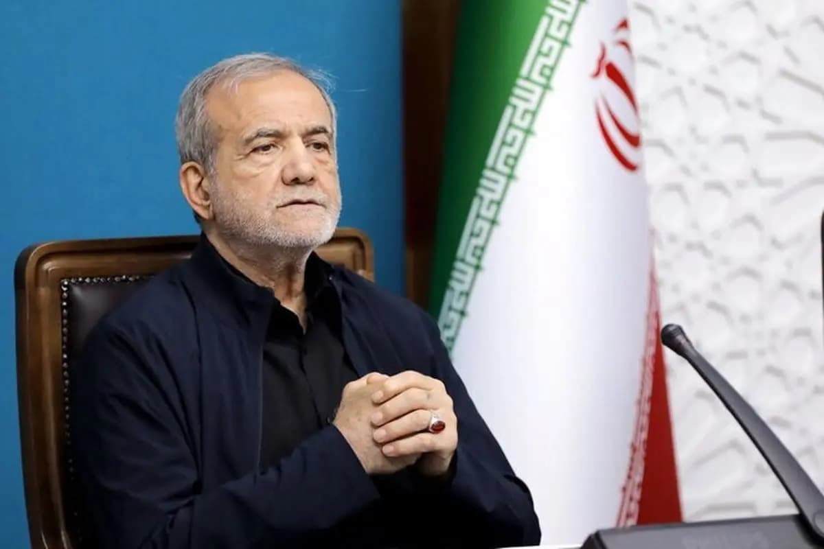 حمایت پزشکیان از «پاپ لئو» در مقابل بیاحترامی ترامپ