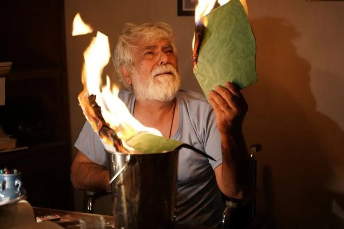 اکران فیلم آلرژی و شکار حلزون با بازی حسین پاکدل و حسام محمودی