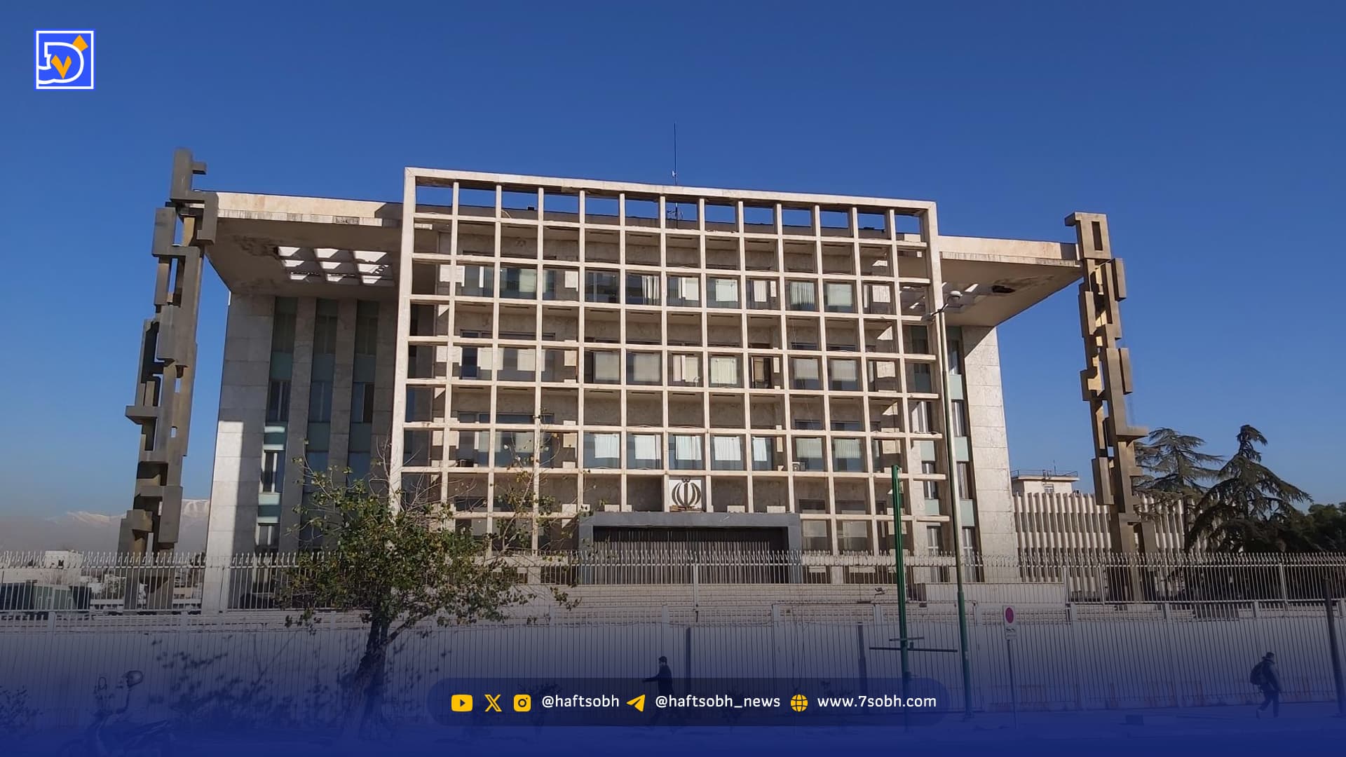 کاخ سنا زیر آوار حملات هوایی