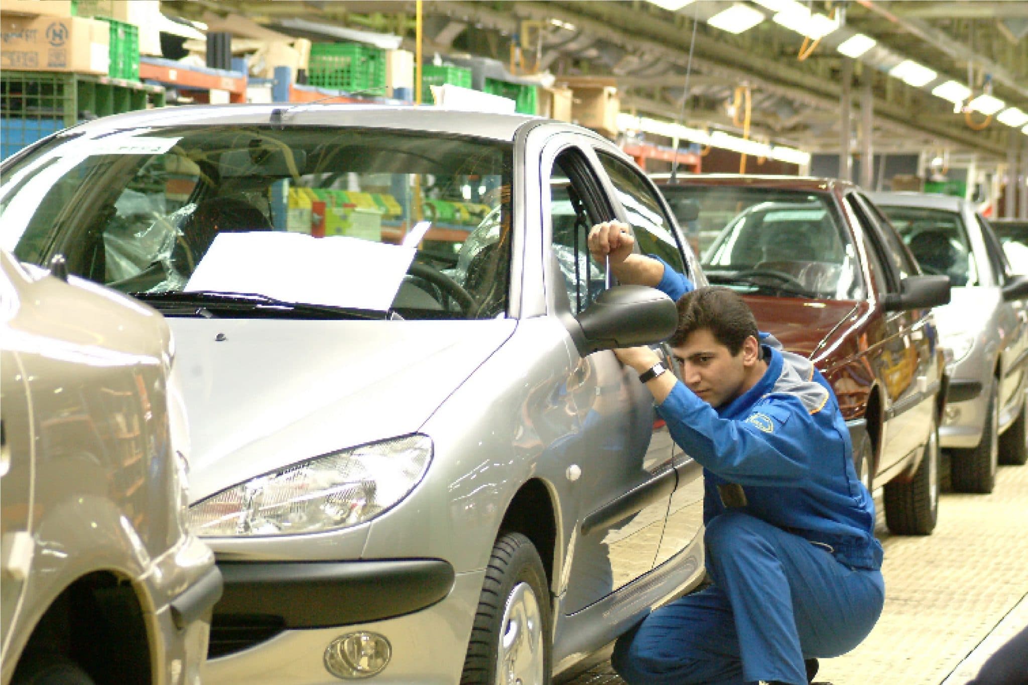 فروش فوری ایران خودرو بدون قرعه کشی / زمان آغاز + جدول خودروهای عرضه شده