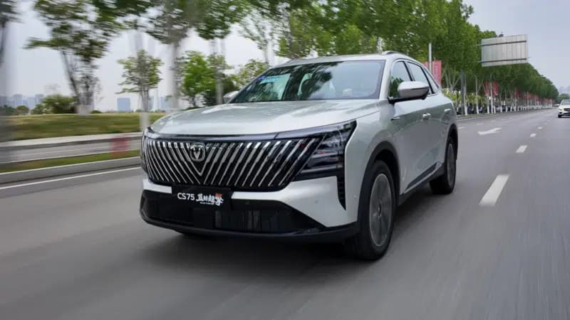 چانگان CS75 پلاس هیبرید معرفی شد / گزینه جذاب برای بازار ایران + تصاویر