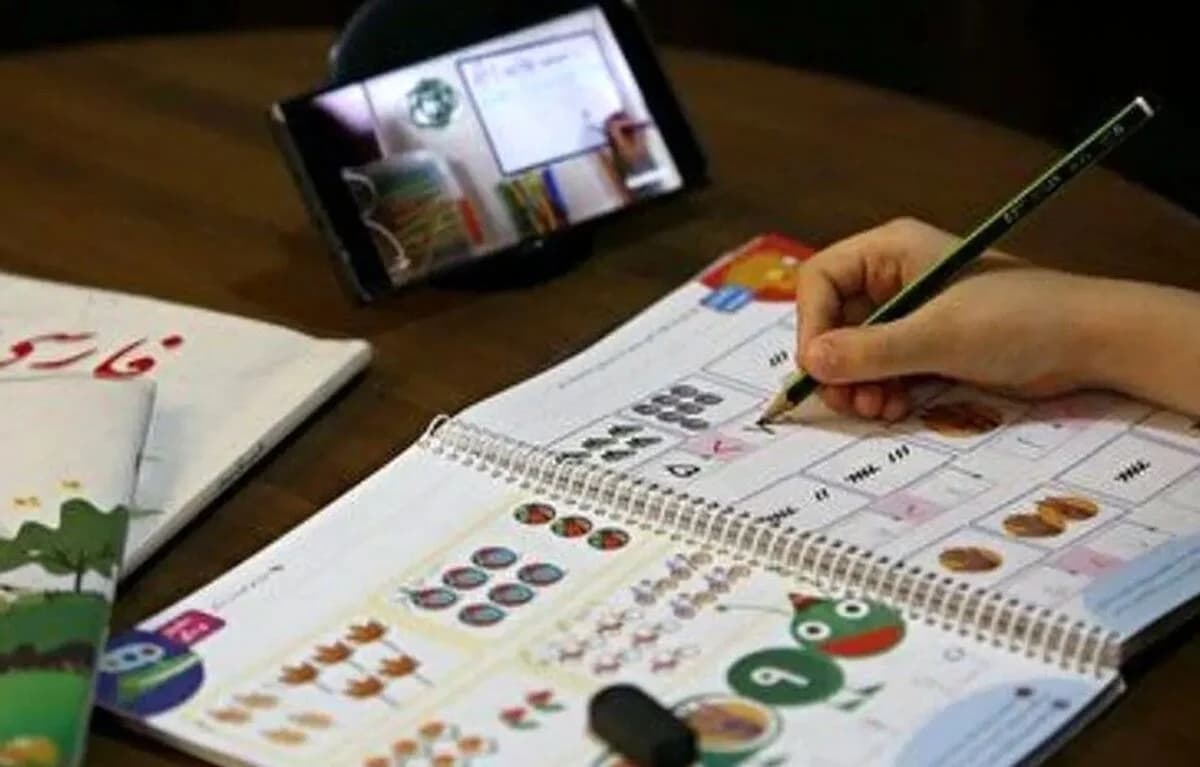 آخرین اخبار از نحوه برگزاری امتحانات دانشآموزان/ آیا سال تحصیلی طولانیتر میشود؟