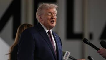 ترامپ: هند دیگر اجازه ندارد از ایران نفت بخرد