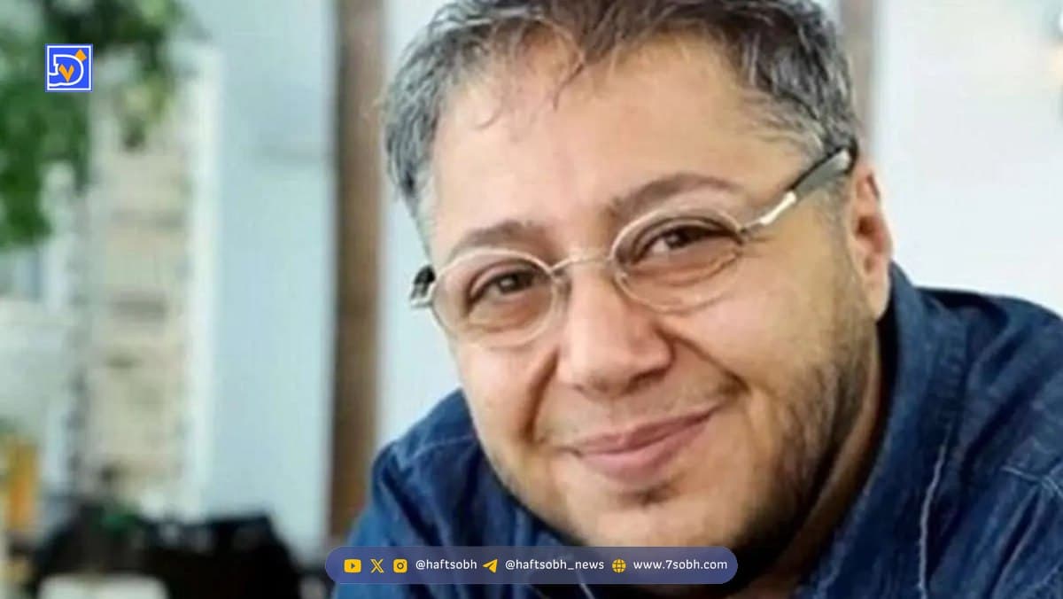 «مازیار لرستانی» در ۵۸ سالگی و در کنار مادرش؛ سال ۱۴۰۳