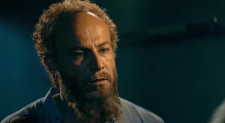 سفر در زمان؛ قاضی دیاب سریال بیگانگان در تهران