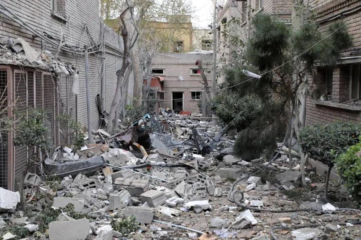 تصاویری از حمله آمریکایی-اسرائیلی به انستیتو پاستور