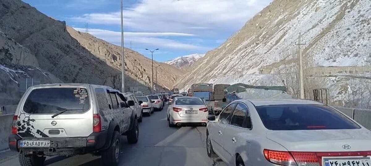 آخرین وضعیت ترافیکی در پایان تعطیلات/ ترافیک سنگین در محورهای منتهی به تهران