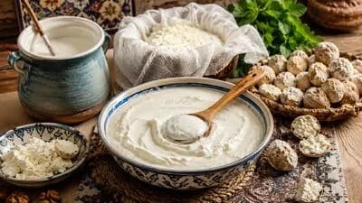 چگونه کشک خانگی درست کنیم؟| آموزش مرحلهبهمرحله کشک سالم و سنتی