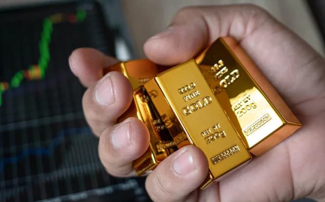 قیمت طلا و سکه امروز چهارشنبه 5 فروردین 1405 / طلا امیدوار به آتش بس شد و پرید