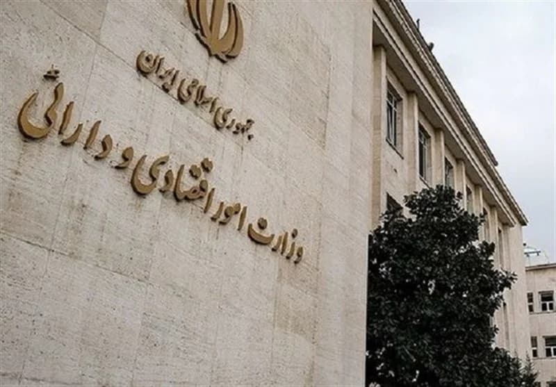 تأمین کالاهای اساسی در اولویت مناطق آزاد قرار گرفت