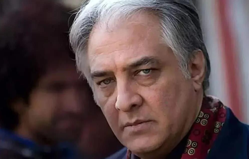 عکس| سفر در زمان؛ ژست عاشقانه «ایرج نوذری در کنار همسرش»؛ سال 1368